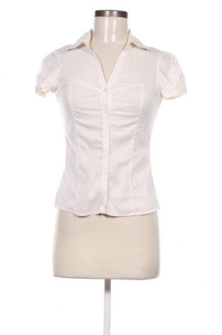 Γυναικείο πουκάμισο Bershka, Μέγεθος S, Χρώμα Λευκό, Τιμή 5,00 €