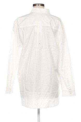 Дамска риза Pepe Jeans, Размер L, Цвят Бял, Цена 64,80 лв.
