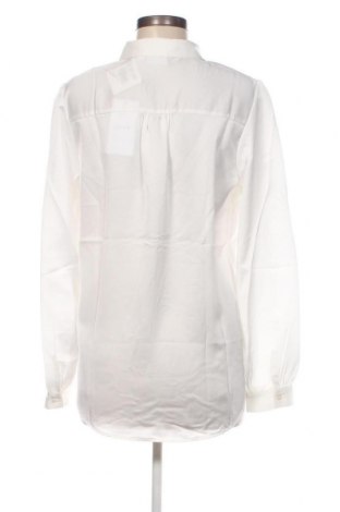 Дамска риза VILA, Размер M, Цвят Бял, Цена 20,70 лв.