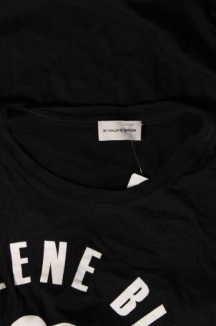 Γυναικείο t-shirt By Malene Birger, Μέγεθος S, Χρώμα Μαύρο, Τιμή 20,87 €