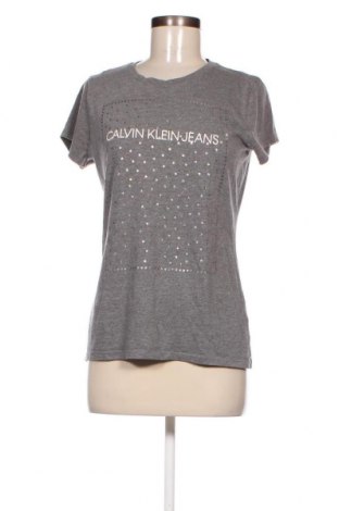 Damen T-Shirt Calvin Klein Jeans, Größe M, Farbe Grau, Preis € 31,03