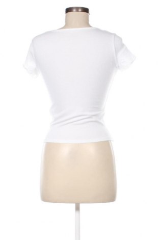 Дамска тениска Hollister, Размер S, Цвят Бял, Цена 19,80 лв.