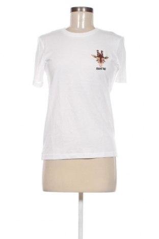 Дамска тениска ONLY, Размер XS, Цвят Бял, Цена 31,00 лв.