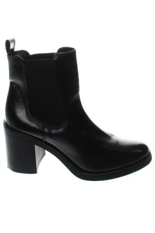Dámské boty  Graceland, Velikost 37, Barva Černá, Cena  684,00 Kč