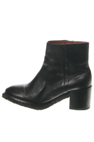 Botine de damă Lumberjack, Mărime 37, Culoare Negru, Preț 98,68 Lei