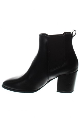 Botine de damă Novo, Mărime 39, Culoare Negru, Preț 161,19 Lei