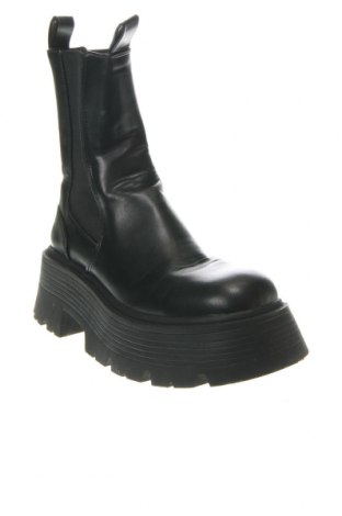 Botine de damă Pull&Bear, Mărime 36, Culoare Negru, Preț 157,89 Lei