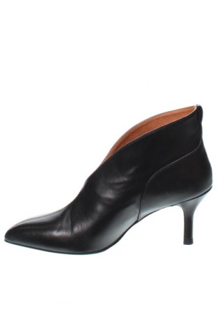 Botine de damă Shoe The Bear, Mărime 38, Culoare Negru, Preț 392,27 Lei