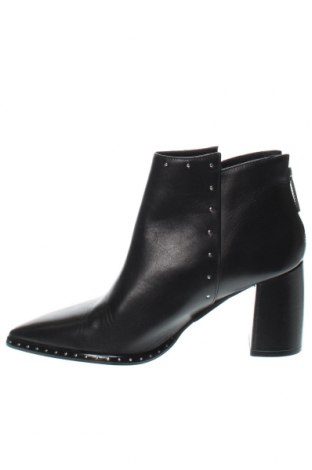 Botine de damă Tosca Blu, Mărime 40, Culoare Negru, Preț 392,27 Lei