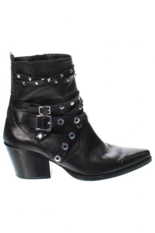 Dámské boty  Zara, Velikost 40, Barva Černá, Cena  1 004,00 Kč