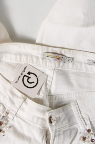 Dámske džínsy , Veľkosť M, Farba Biela, Cena  8,90 €