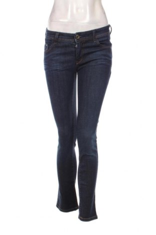 Дамски дънки Armani Jeans, Размер S, Цвят Син, Цена 68,50 лв.