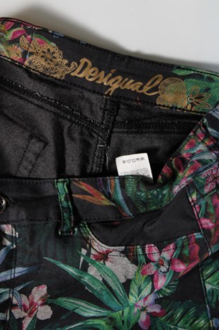 Dámske džínsy  Desigual, Veľkosť XL, Farba Viacfarebná, Cena  103,99 €