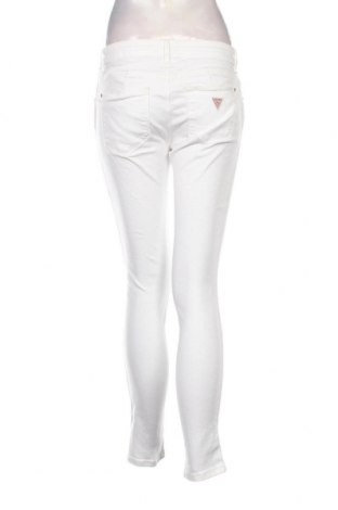 Damen Jeans Guess, Größe M, Farbe Weiß, Preis 35,46 €