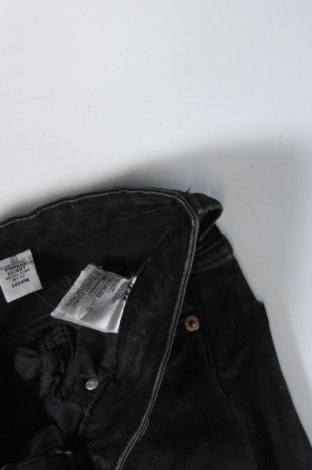 Дамски дънки H&M, Размер XS, Цвят Черен, Цена 7,83 лв.