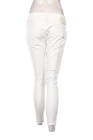 Γυναικείο Τζίν Hilfiger Denim, Μέγεθος L, Χρώμα Λευκό, Τιμή 35,84 €