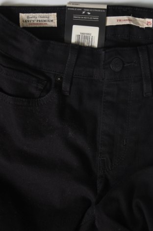 Γυναικείο Τζίν Levi's, Μέγεθος XS, Χρώμα Μαύρο, Τιμή 68,64 €