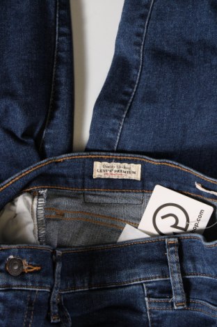 Γυναικείο Τζίν Levi's, Μέγεθος S, Χρώμα Μπλέ, Τιμή 12,06 €