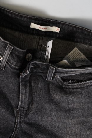 Γυναικείο Τζίν Levi's, Μέγεθος S, Χρώμα Γκρί, Τιμή 12,06 €