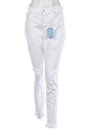 Damen Jeans Mac, Größe L, Farbe Weiß, Preis 88,66 €