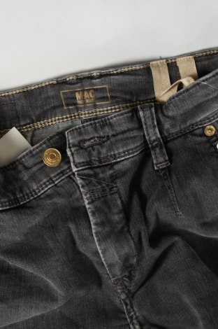 Damen Jeans Mac, Größe S, Farbe Grau, Preis 9,92 €