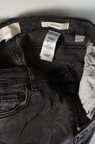 Dámské džíny  Marks & Spencer, Velikost S, Barva Černá, Cena  129,00 Kč