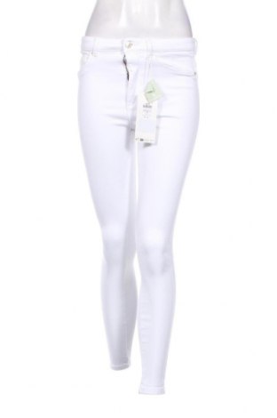 Damen Jeans ONLY, Größe M, Farbe Weiß, Preis € 15,48