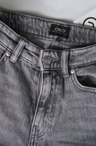 Dámske džínsy  ONLY, Veľkosť S, Farba Sivá, Cena  5,59 €