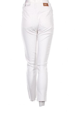 Γυναικείο Τζίν ONLY, Μέγεθος S, Χρώμα Λευκό, Τιμή 28,75 €