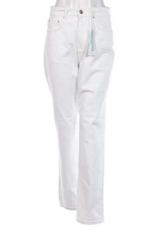 Damskie jeansy Perfect Jeans By Gina Tricot, Rozmiar S, Kolor Biały, Cena 30,79 zł
