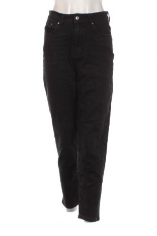 Дамски дънки Perfect Jeans By Gina Tricot, Размер M, Цвят Черен, Цена 8,50 лв.