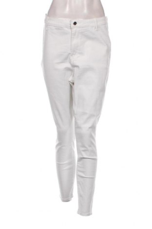 Γυναικείο Τζίν Primark, Μέγεθος L, Χρώμα Λευκό, Τιμή 9,30 €