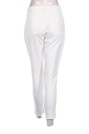 Γυναικείο Τζίν Pull&Bear, Μέγεθος S, Χρώμα Λευκό, Τιμή 8,01 €