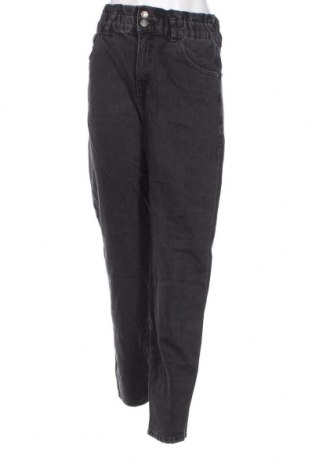Дамски дънки Pull&Bear, Размер S, Цвят Черен, Цена 10,73 лв.