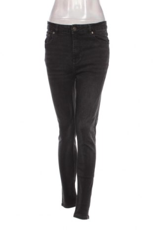 Dámske džínsy  Reserved, Veľkosť M, Farba Čierna, Cena  5,43 €