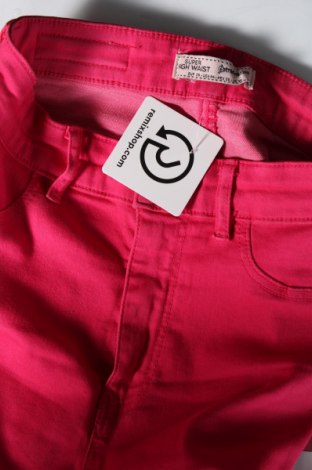 Damen Jeans Stradivarius, Größe XS, Farbe Rosa, Preis € 6,68