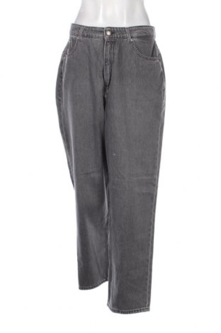 Damen Jeans Trussardi, Größe L, Farbe Grau, Preis 42,06 €
