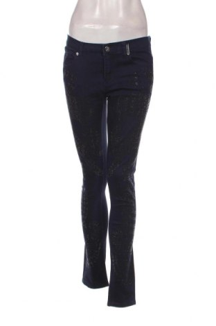 Дамски дънки Versace Jeans, Размер M, Цвят Син, Цена 195,26 лв.