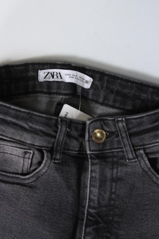 Blugi de femei Zara, Mărime XS, Culoare Gri, Preț 26,65 Lei