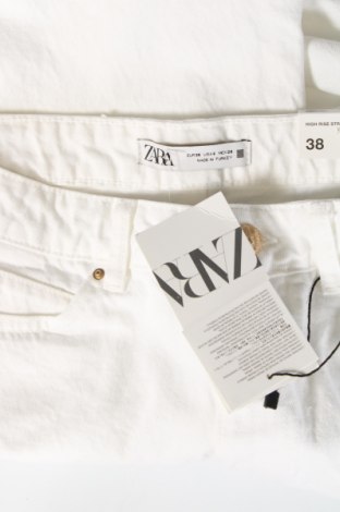 Damen Jeans Zara, Größe M, Farbe Weiß, Preis 22,18 €