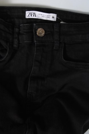 Dámské džíny  Zara, Velikost S, Barva Černá, Cena  157,00 Kč