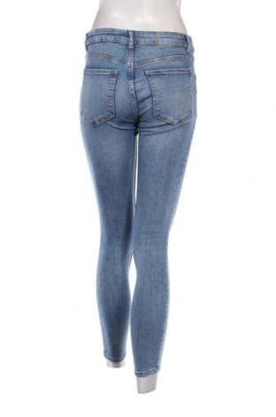 Damen Jeans Zara, Größe M, Farbe Blau, Preis 6,39 €