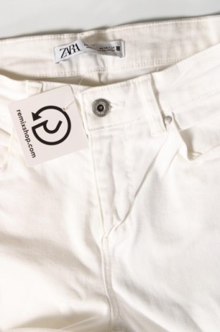 Dámské džíny  Zara, Velikost M, Barva Bílá, Cena  164,00 Kč