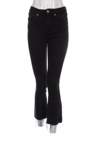 Дамски дънки Zara, Размер S, Цвят Черен, Цена 21,60 лв.