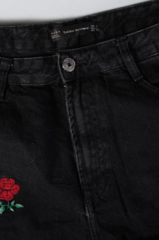 Dámské džíny  Zara Trafaluc, Velikost M, Barva Černá, Cena  125,00 Kč