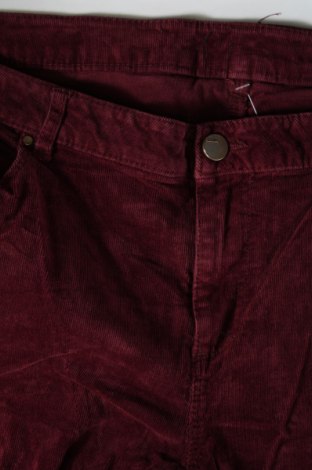 Дамски джинси, Размер L, Цвят Червен, Цена 8,12 лв.
