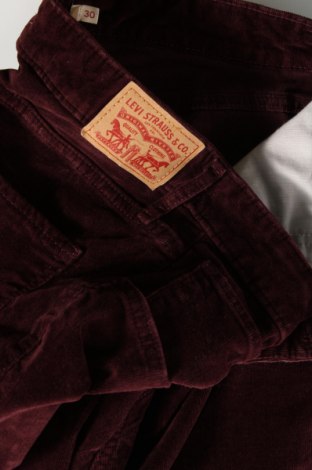 Дамски джинси Levi's, Размер M, Цвят Червен, Цена 68,00 лв.