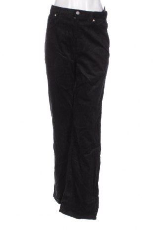 Pantaloni de velvet de femei Monki, Mărime M, Culoare Negru, Preț 23,85 Lei
