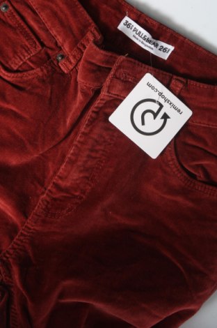 Дамски джинси Pull&Bear, Размер S, Цвят Кафяв, Цена 6,96 лв.