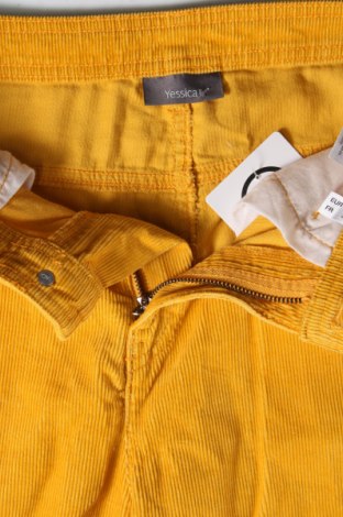 Γυναικείο κοτλέ παντελόνι Yessica, Μέγεθος S, Χρώμα Κίτρινο, Τιμή 4,31 €